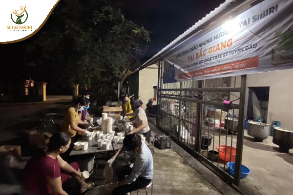 nấu cháo nhung hươu Bắc Giang