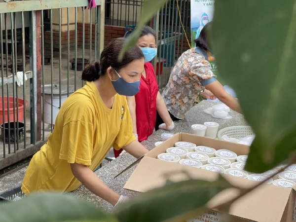 đóng gói cháo nhung hươu